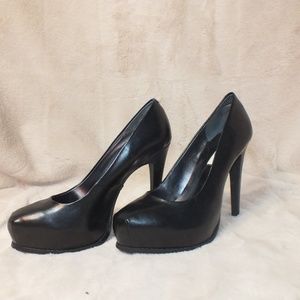 Simply Vera Vera Wang Dali black 4" pumps sz7
